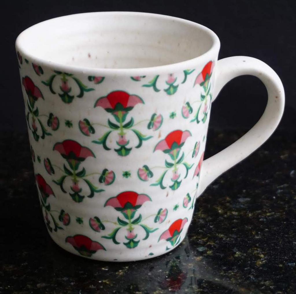 Red-green floral Coffee Mug